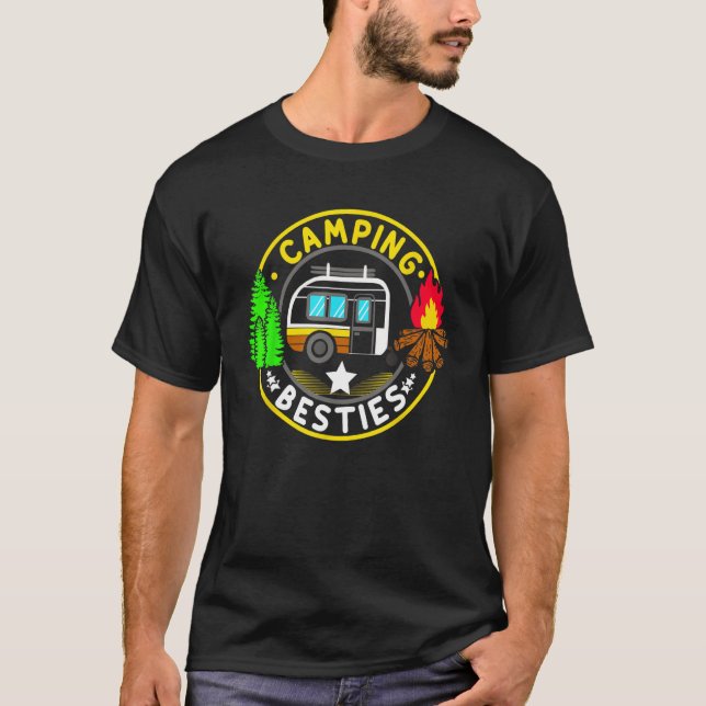 Camp Besties Camping   Happy Camper T Shirt (Framsida)