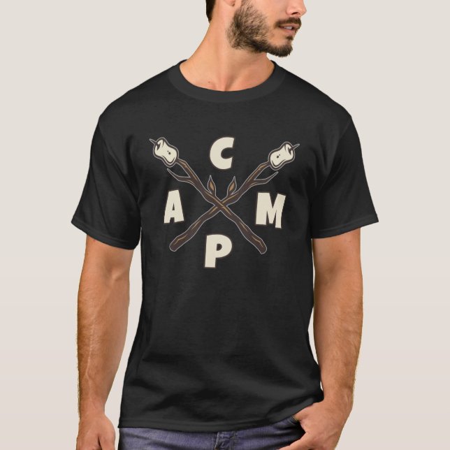 CAMP Camping Essentials Marshmallow på en Stick Ca T Shirt (Framsida)