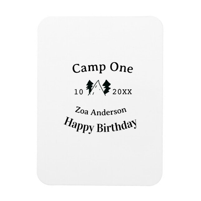 Camp en glad födelsedag namn datum campingäventyr magnet (Vertikal)