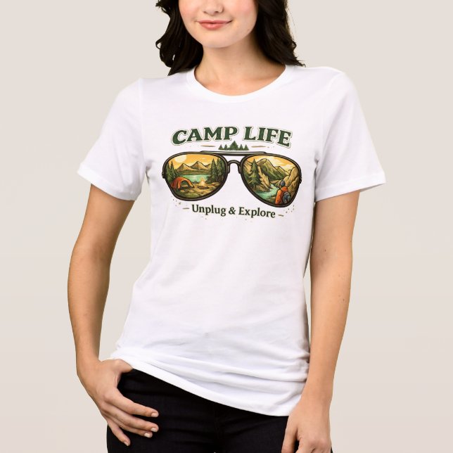 Camp Life Feels Right – Women’s Casual Tee USA (Framsida)