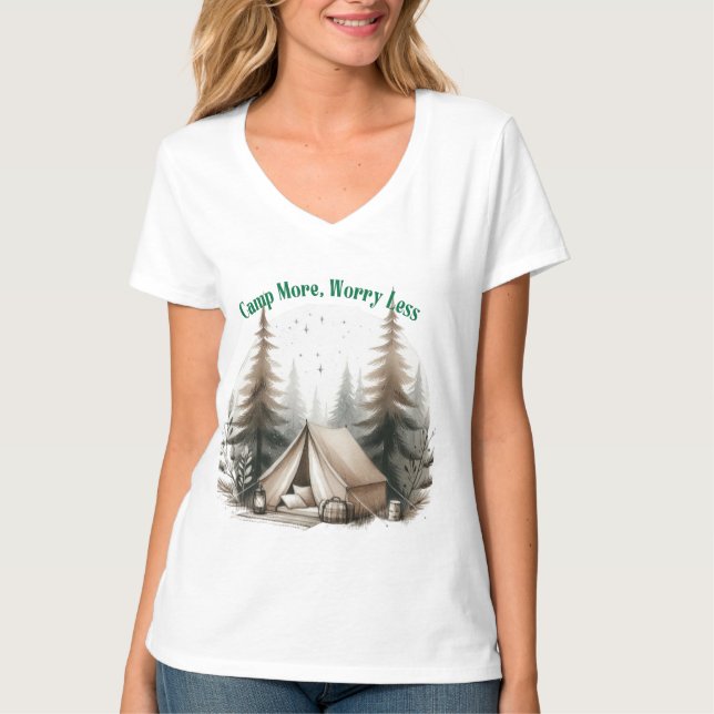Camp More, Worry Less – Tent Art in the Woods T Shirt (Framsida)