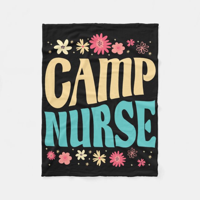 Camp Nurse Floral Outfit Summer Camping Registered Fleecefilt (Framsidan)