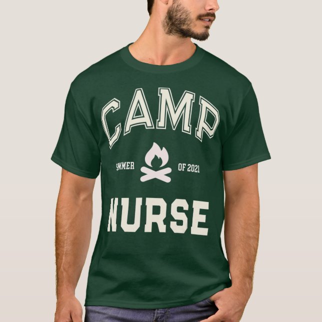 CAMP NURSE Medical Staff 2021 Campground Crew T Shirt (Framsida)