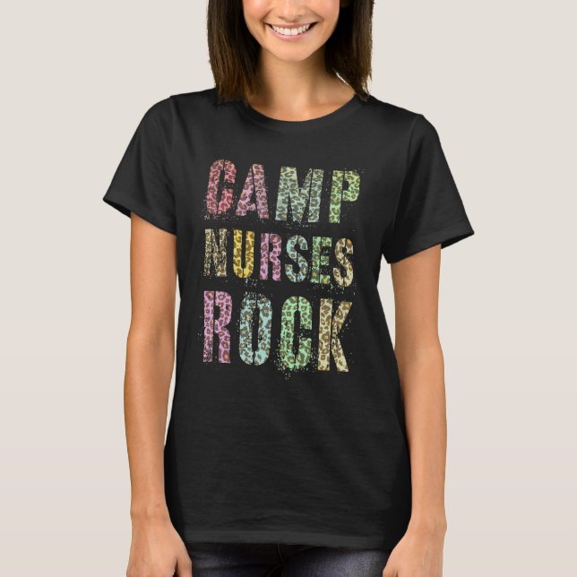 Camp Nurses Do Sten Leopard Print Campad Squad Me T Shirt (Framsida)