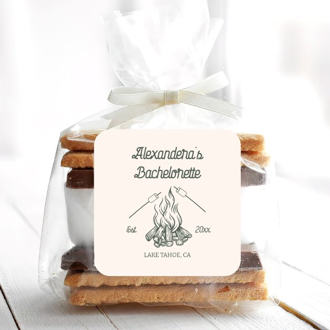 Camp Systerfest  Fyrkantigt Klistermärke (Skapare uppladdad)