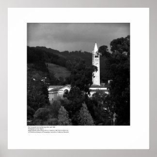 Campanile från Berkeley Backe, 1965 Poster