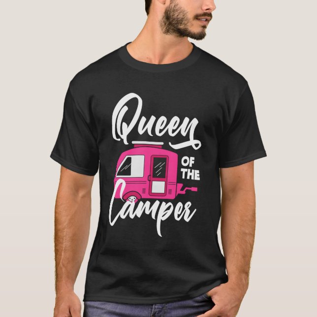 Camper Queen Women Girls Camping funny T Shirt (Framsida)