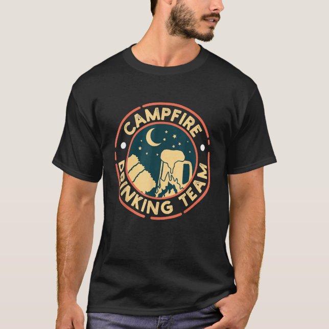Campfire Drinking Team I Camper Friends T Shirt (Framsida)