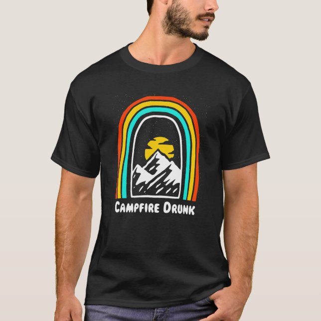Campfire Drunk Camping Beer  Camper Drinker Drinki T Shirt (Framsida)