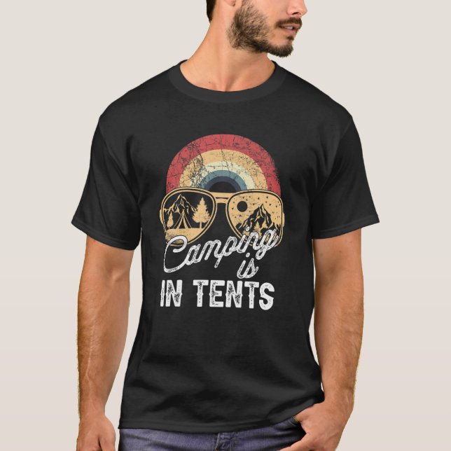 Camping är avsett t shirt (Framsida)