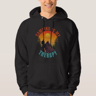 Camping är min terapi present för utomhus semester hoodie