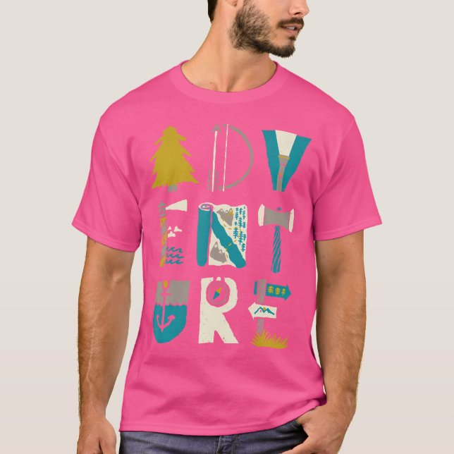 Camping Äventyr Awaits Travel Camping T Shirt (Framsida)