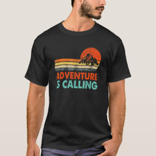 Camping Äventyr kallar berg Hiking Sayin T Shirt