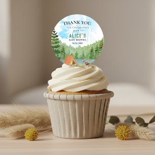 Camping Äventyrs Baby Shower i Skogen Runt Klistermärke