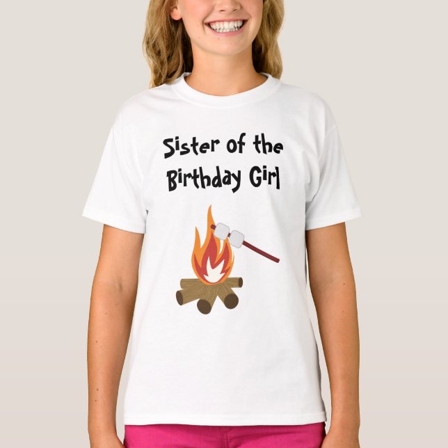 Camping Birthday Sister T-Shirt (Framsida)