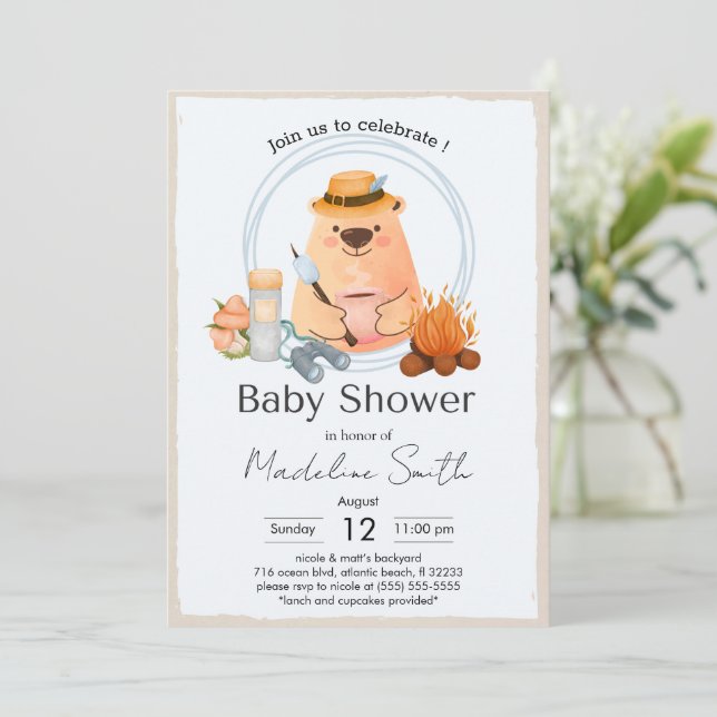 Camping Bonfire Bear Baby Shower Invitation Inbjudningar (Stående Fram)