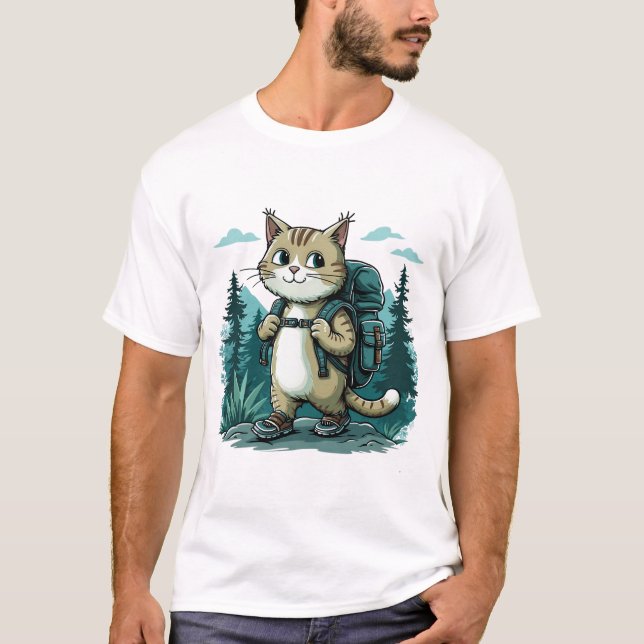 camping Cat. Cute cat wearing a backpack funny T Shirt (Framsida)