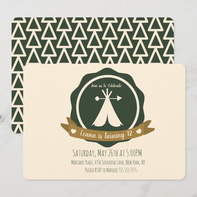 Camping Födelsedagsfest Teepee Badge Inbjudningar (Fram/baksida)