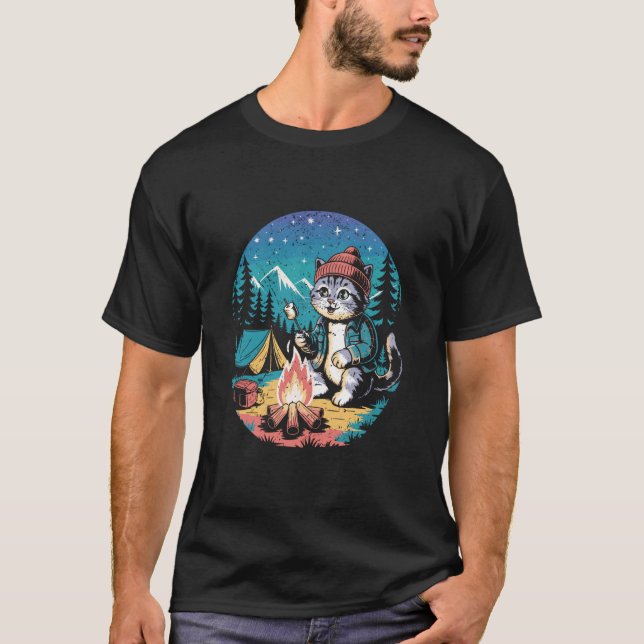 Camping Katt Grillar Marshmallow Lägger eld Äventy T Shirt (Framsida)