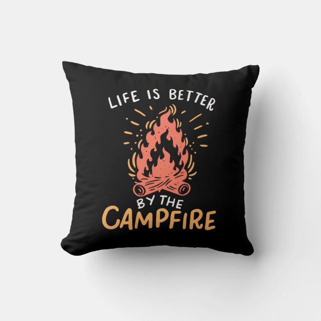 Camping - Livet är bättre vid lägerelden Kudde (Framsida)
