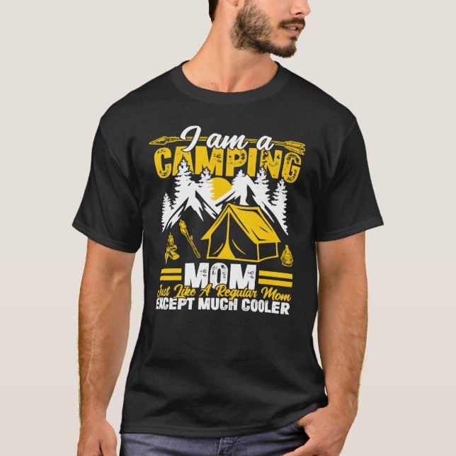 Camping Mom Mother Day family T Shirt (Framsida)