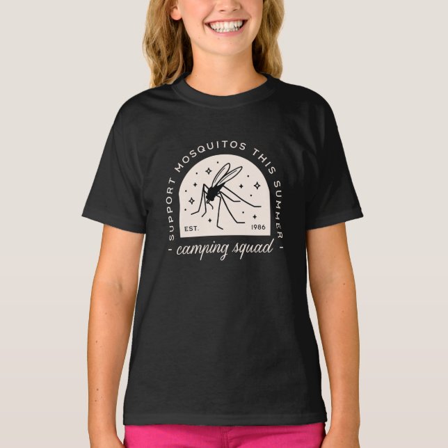 Camping mosquito funny summer camp family squad t shirt (Framsida)