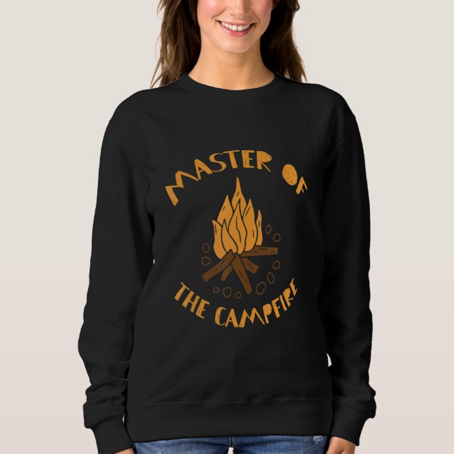Camping Outdoor Designs Master Of The Campfire 1 T Shirt (Framsida)