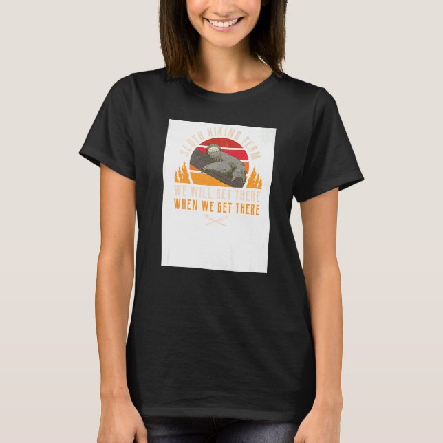 Camping Sloth Hiking Team Summer Vacation Mountain T Shirt (Framsida)