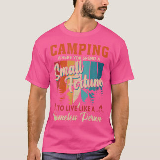 Camping spenderar en liten fästning som bor som en t shirt
