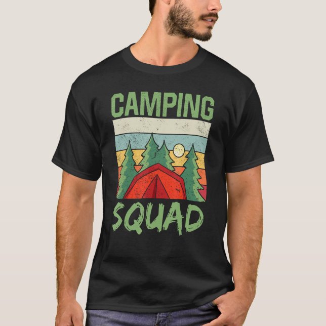 Camping Squad Camp Campfire Camper Campsite T Shirt (Framsida)