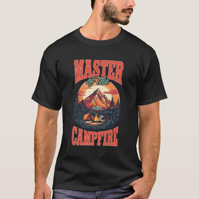 Camping Tält Master of the Campfire T Shirt (Framsida)