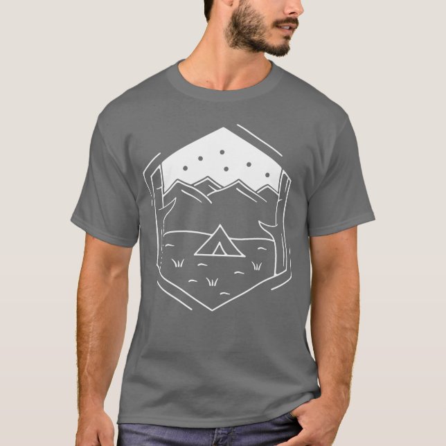 Camping vid foten av bergflickan t shirt (Framsida)