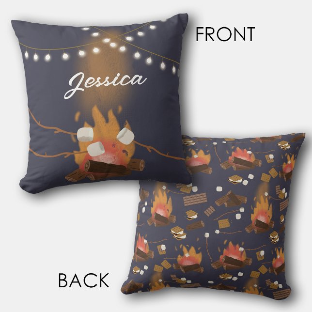 Campingbrand utomhus Äventyr och marmallow Kudde (Camping Fire Outdoor Adventure & Marshmallows Throw Pillow)