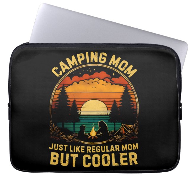 Campingmamma precis som en vanlig mamma laptop fodral (Framsidan)