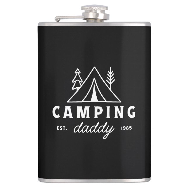 Campingpappa rolig far campare skog retro svart fickplunta (Framsidan)