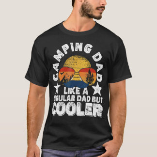 Campingpappa som en vanlig pappa men coolare t shirt