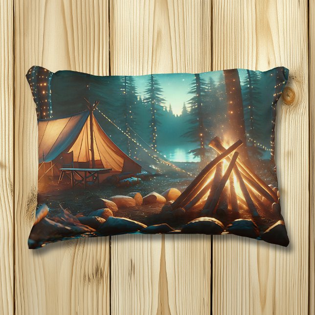 Campingplats med Söt Ljus Prydnadskudde (Skapare uppladdad)