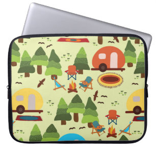 Campingscen - karavan, campingstolar, brandstation laptop fodral