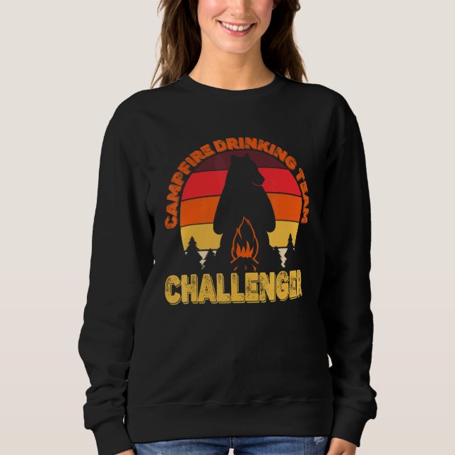 Camppers Campfire Drinking Team Challenger Camping T Shirt (Framsida)