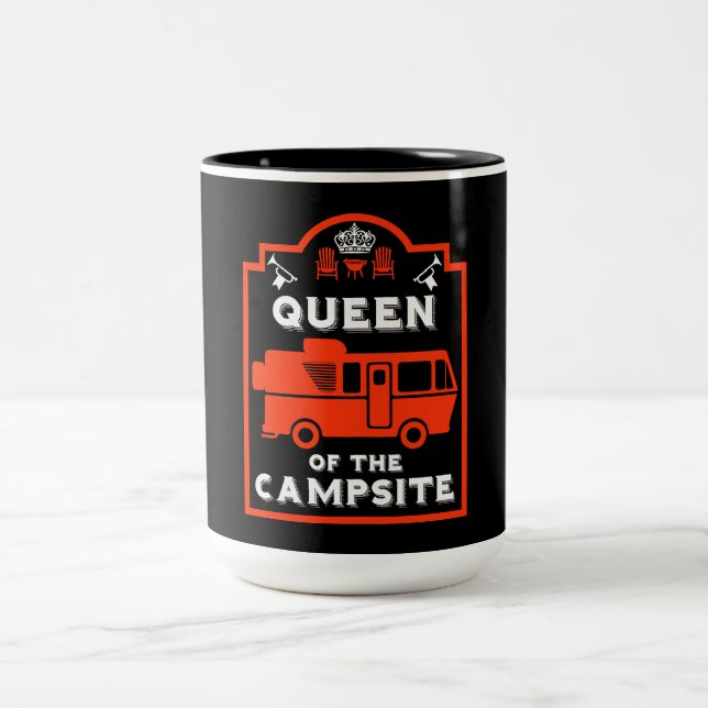 Campsitdrottning Två-Tonad Mugg (Center)