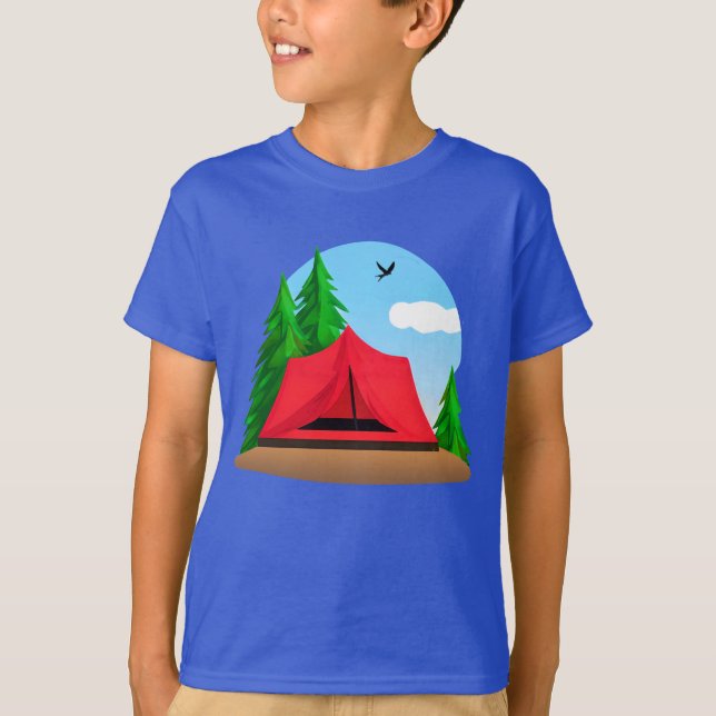 Campsite with Evergreen Träd Barn Tee (Framsida)