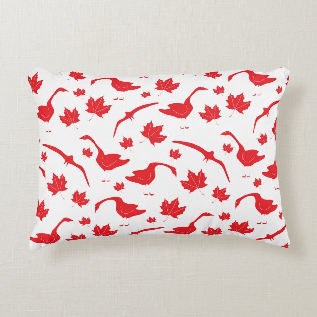 Canada Geese and Maple Löv - Canadian flagga red. Prydnadskudde (Framsidan)