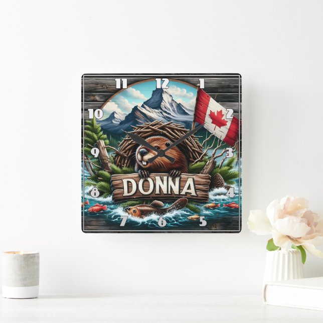 Canadian Beaver nära Sjö med Rocky mountains Fyrkantig Klocka (Hem)