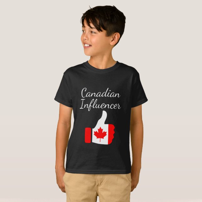 Canadian Influencer thumbs up Lighthouroute T Shirt (Hel framsida)