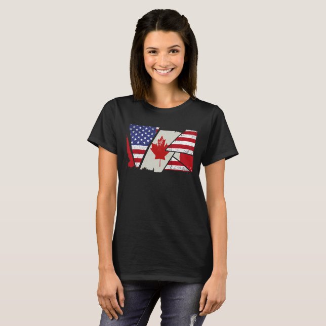 Canadian Roots Half American Flag Canada T Shirt (Hel framsida)