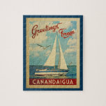 Canandaigua Sailboat Vintage resor New York Pussel<br><div class="desc">I Hälsning från Canandaigua New York vintage resor har man ett båtfartyg som färdas på vatten med fiskmåsar och ett blå himmel fyllt med vackra vita moln.</div>