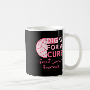 Cancermedvetenhet Gräver för en ren Rosa med volle Kaffemugg