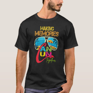 Cancun Mexiko Skapar minnen tillsammans med familj T Shirt
