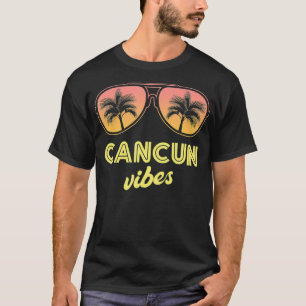 Cancun Summer Vibes Beach Family Vacation 2022 T Shirt