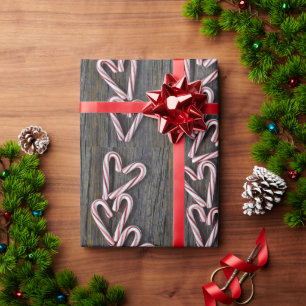 Candy cane Hearts on Barn Wood Presentpapper